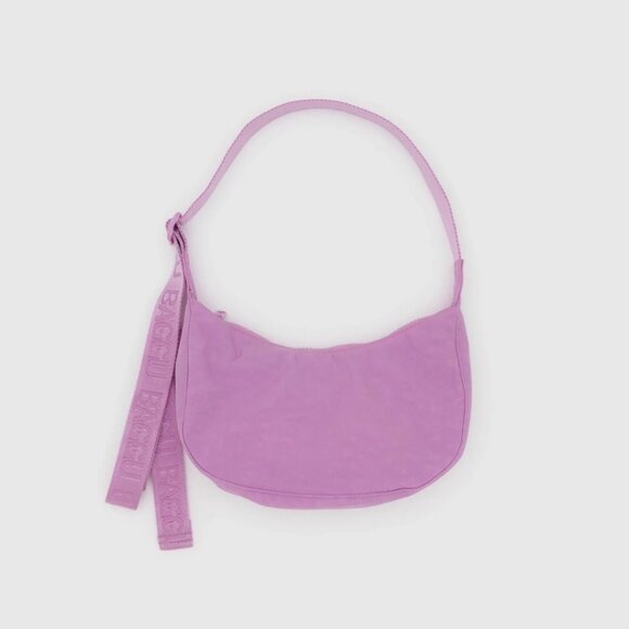BAGGU Small Nylon Crescent Bag in Peony Pink! - Picture 2 of 10
